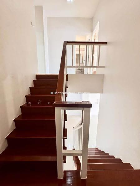 ขายทาวน์โฮม ม.พิมพาภรณ์ อ่าวอุดม แหลมฉบัง ศรีราชา, Chon Buri (Pattaya), Thung Suk La, Si Racha, Chon Buri (Pattaya), 3 Bedrooms, 90 sqm, Townhouse For Sale, by Dusit Saengfa, 500657230 - DDproperty.com