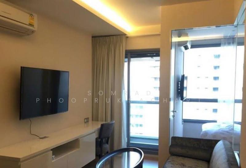 H Sukhumvit 43, Bangkok, 28 Sukhumvit 34 Road, Khlong Tan Nua, Watthana, Bangkok, 1 Bedroom, 40 sqm, Condo For Rent, by Somrad Phoopruksachart, 500657334 - DDproperty.com