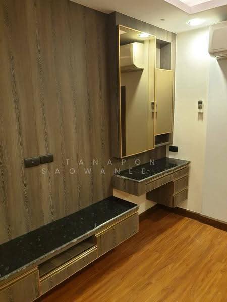 President Park Sukhumvit 24, Bangkok, 99 Sukhumvit 24 Alley, Khlongtoei Nua, Watthana, Bangkok, 3 Bedrooms, 223 sqm, Condo For Rent, by Tanapon Saowaneeyakorn, 500657412 - DDproperty.com