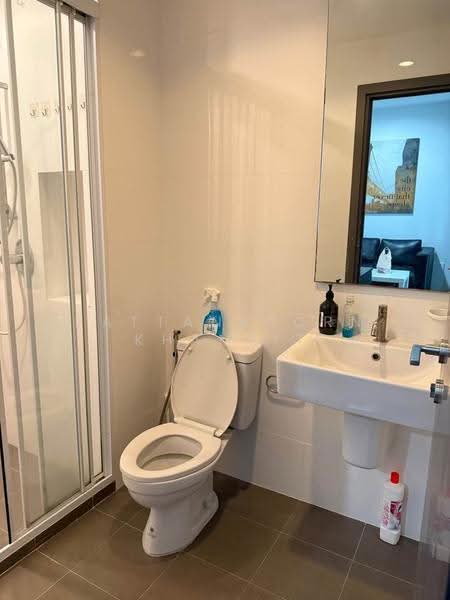 The Base Park East Sukhumvit 77, Bangkok, 99 Soi Pridi Banomyong 2, Phra Kanong Nua, Watthana, Bangkok, 1 Bedroom, 32 sqm, Condo For Rent, by Rattanaporn Khamlit, 500657433 - DDproperty.com
