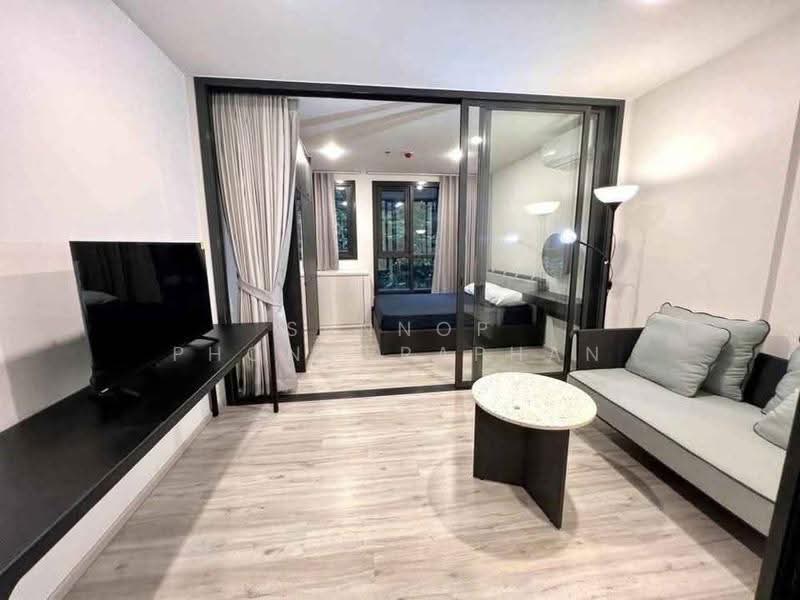 XT Huaikhwang, Bangkok, 244 Ratchadaphisek Road, Huai Khwang, Bangkok, 1 Bedroom, 30 sqm, Condo For Rent, by Sannop Phongpraphan, 500657467 - DDproperty.com