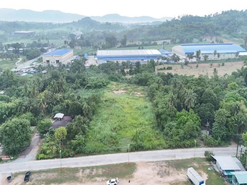 ที่ดิน หนองขาม เนินตอง ศรีราชา, ชลบุรี, เนินตอง, หนองขาม, ศรีราชา, ชลบุรี, 6,400 ตร.ม., ที่ดิน ขาย, โดย A.T.A. Property, 500657537 - DDproperty.com