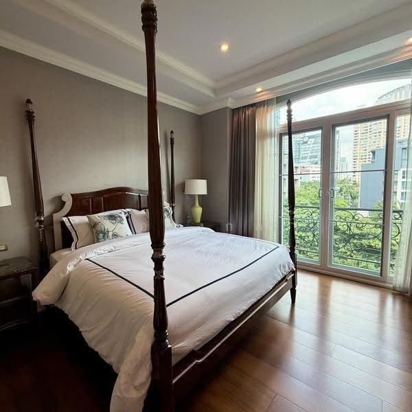 บ้านเดี่ยว 4 ชั้น ซอยสุขุมวิท 61พร้อมสระว่ายน้ำ, Bangkok, Khlong Tan Nua, Watthana, Bangkok, 4 Bedrooms, 600 sqm, Single Detached House For Sale, by อลงกต คำนวรพร, 500657556 - DDproperty.com