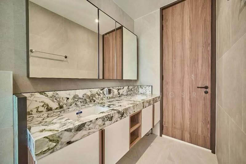 ROMM Convent, Bangkok, 42 Convent Road, Silom, Bang Rak, Bangkok, 3 Bedrooms, 182 sqm, Condo For Sale, by Phoom Imruangsri, 500657599 - DDproperty.com