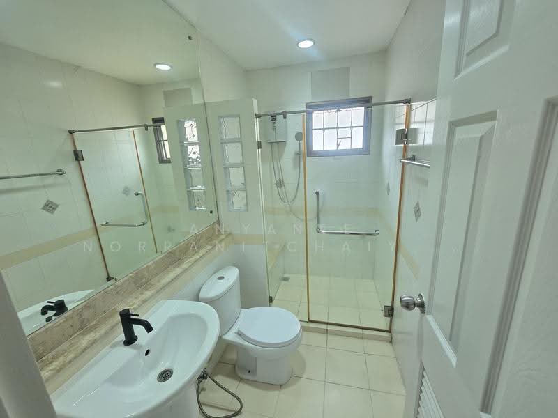 Setthasiri Wongwaen-Sukhaphiban 2, Bangkok, Serithai Road, Khan Na Yao, Bangkok, 3 Bedrooms, 225 sqm, Single Detached House For Rent, by Anyanee Norranitchaiyakul, 500657776 - DDproperty.com
