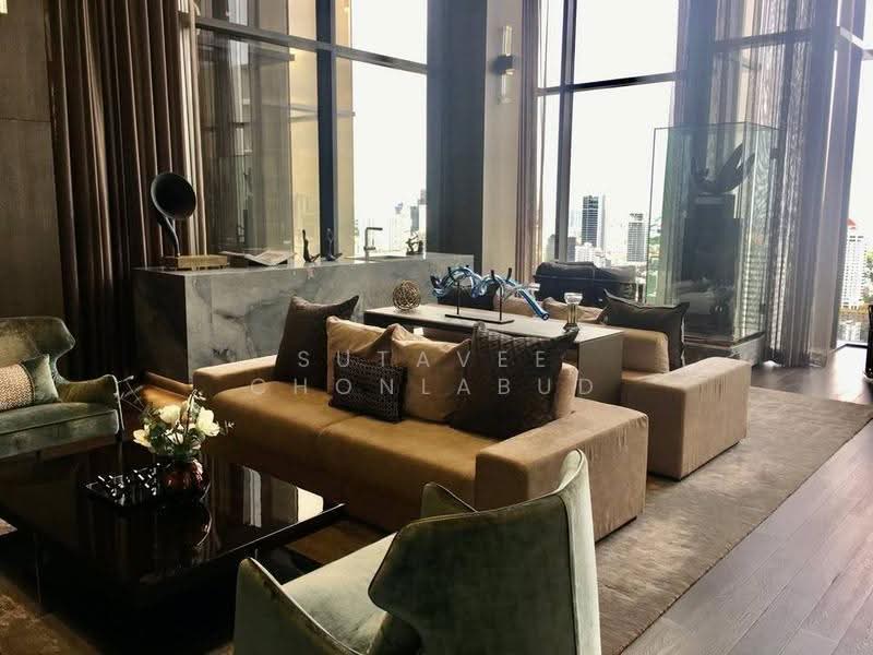 Vittorio 39, Bangkok, 8 Sukhumvit, Khlong Tan Nua, Watthana, Bangkok, 2 Bedrooms, 127 sqm, Condo For Rent, by Sutavee Chonlabud, 500657795 - DDproperty.com