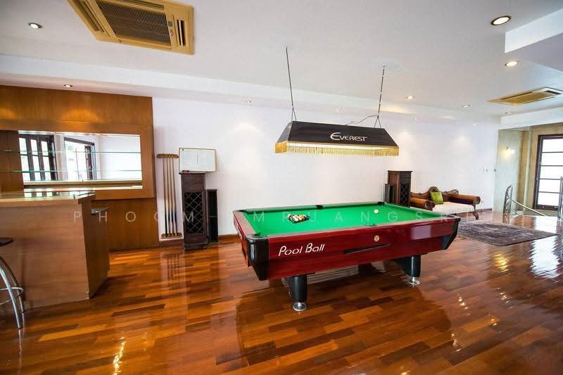 4-BR Townhouse, Bangkok, Khlong Tan Nua, Watthana, Bangkok, 4 Bedrooms, 440 sqm, Townhouse For Sale, by Phoom Imruangsri, 500657817 - DDproperty.com