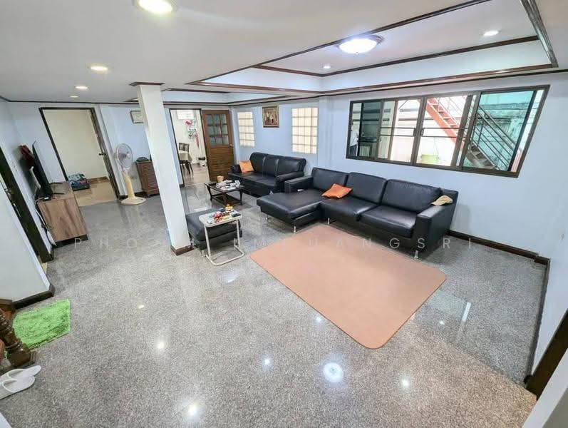 4-BR House, Bangkok, Din Daeng, Bangkok, 4 Bedrooms, 520 sqm, Single Detached House For Rent, by Phoom Imruangsri, 500657828 - DDproperty.com