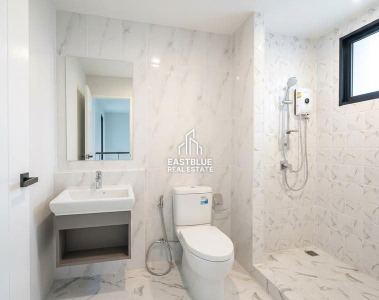 Baan Klang Muang Srinakarin – Onnut, Bangkok, 174 Soi On Nut 70/1, Prawet, Bangkok, 3 Bedrooms, 141 sqm, Townhouse For Rent, by Eastblue Horizon, 500657859 - DDproperty.com