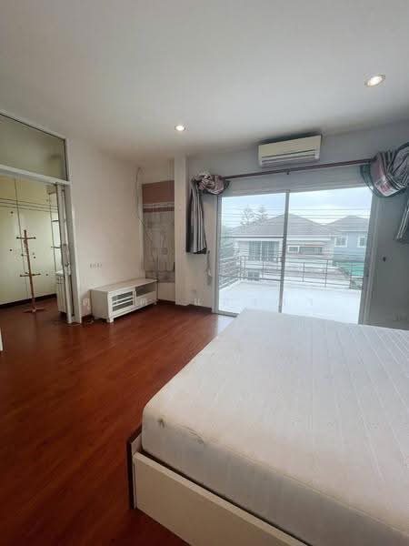 ให้เช่าบ้านเดี่ยว ม.คริสตัลพลัส 4 ห้องนอน หนองยายบู่ ศรีราชา, Chon Buri (Pattaya), Surasak, Si Racha, Chon Buri (Pattaya), 4 Bedrooms, 180 sqm, Single Detached House For Rent, by Dusit Saengfa, 500657929 - DDproperty.com
