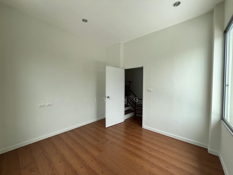 Villa Nova Watcharapol-Saimai, Bangkok, Sai Mai Road, Sai Mai, Bangkok, 5 Bedrooms, 300 sqm, Single Detached House For Sale, by THE LIVING HUB, 500657954 - DDproperty.com