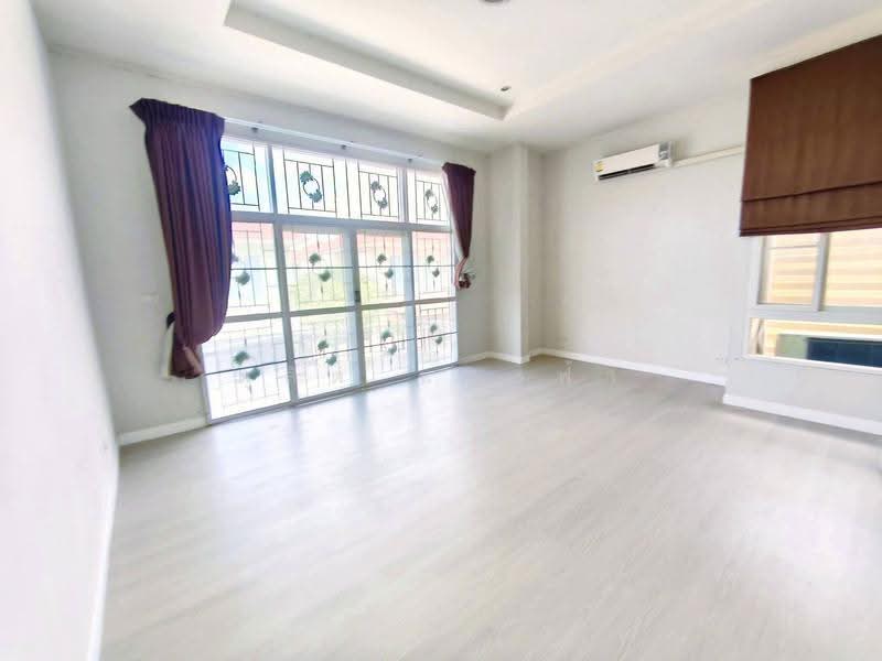 บ้านเดี่ยวหลังใหญ่ แปลงหัวมุม ม.ศุภาลัย พาร์ควิว ใจกลาง ศรีราชา, Chon Buri (Pattaya), Surasak, Si Racha, Chon Buri (Pattaya), 3 Bedrooms, 200 sqm, Single Detached House For Sale, by Dusit Saengfa, 500658101 - DDproperty.com