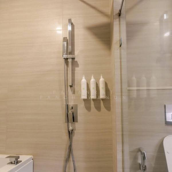 Park Origin Thonglor, Bangkok, Soi Thonglor 10, Sukhumvit Road, Khlong Tan Nua, Watthana, Bangkok, 2 Bedrooms, 45 sqm, Condo For Rent, by Pawanrat Panchawanon, 500658111 - DDproperty.com