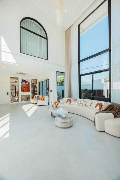Pool Villa ให้เช่า - ใกล้ตลาดแม่เหียะ เพียง 5 นาที ค่าเช่า 150,000 บาท / เดือน รหัสทรัพย์ : No.9P032, เชียงใหม่, แม่เหียะ, เมืองเชียงใหม่, เชียงใหม่, 400 ตร.ม., บ้านเดี่ยว ให้เช่า, โดย Baandeedee Chiangmai, 500658112 - DDproperty.com