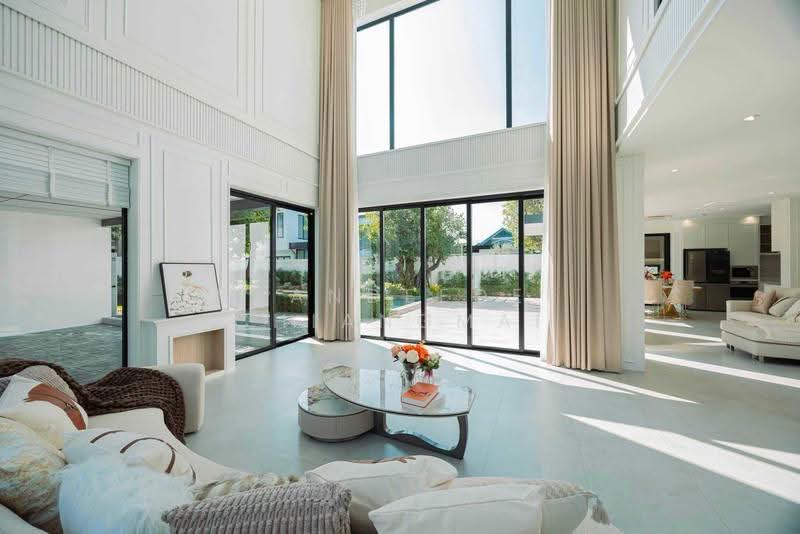 Luxury Pool Villa for Rent near Mae Hia Market, Chiang Mai Rental Price: 150,000 THB /month No.9P032, Chiang Mai, Mae Hia, Muang Chiang Mai, Chiang Mai, 4 Bedrooms, 400 sqm, Single Detached House For Rent, by Baandeedee Chiangmai, 500658112 - DDproperty.com