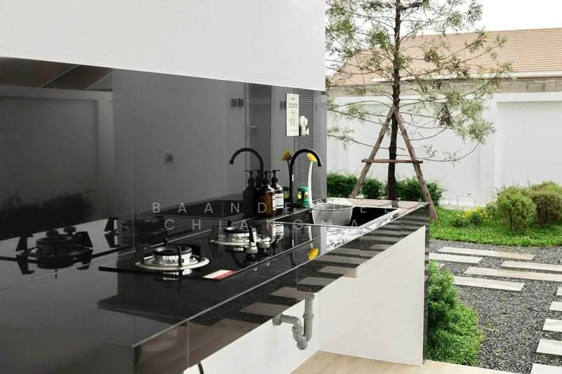 Luxury Pool Villa for Rent near Lanna International School, Rental Price:140,000THB/month No.14P047, Chiang Mai, San Phak Wan, Hang Dong, Chiang Mai, 4 Bedrooms, 348 sqm, Single Detached House For Rent, by Baandeedee Chiangmai, 500658146 - DDproperty.com