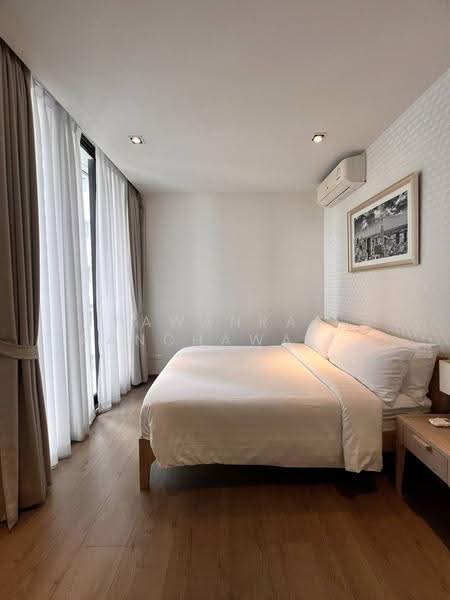 Park Origin Phrom Phong (Park 24), Bangkok, 68 Soi Sukhumvit 24, Khong Tan, Khlong Toei, Bangkok, 1 Bedroom, 40 sqm, Condo For Rent, by Pawanrat Panchawanon, 500658164 - DDproperty.com