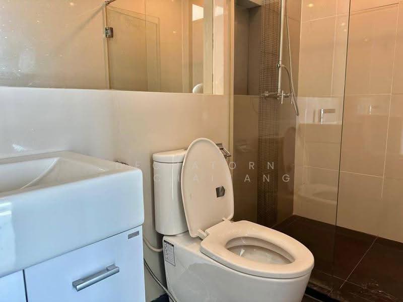 Rhythm Sathorn-Narathiwas, Bangkok, 651 Naradhiwas Rajanagarindra Road, Thung Maha Mek, Sathon, Bangkok, 2 Bedrooms, 62 sqm, Condo For Sale, by Dechatorn Chichaiyang, 500658166 - DDproperty.com