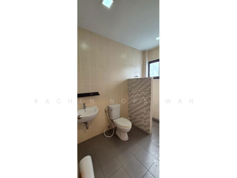 Sammakon Ramkhamhaeng, Bangkok, Ramkhamhaeng Road, Saphan Sung, Bangkok, 4 Bedrooms, 240 sqm, Single Detached House For Rent, by Rachen Nopsuwan, 500658172 - DDproperty.com