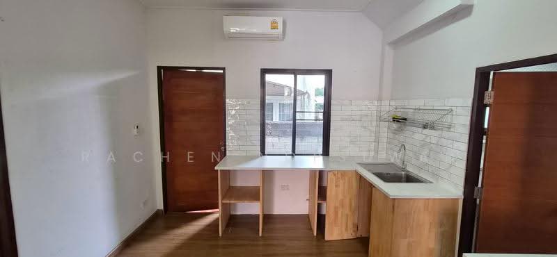 Sammakon Ramkhamhaeng, Bangkok, Ramkhamhaeng Road, Saphan Sung, Bangkok, 4 Bedrooms, 240 sqm, Single Detached House For Rent, by Rachen Nopsuwan, 500658172 - DDproperty.com