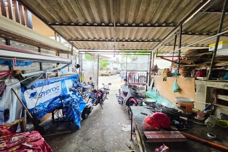 ทาวน์โฮม 3 ชั้น เนื้อที่ 23.8 ตร.ว. ซอยรามอินทรา 115 ถนนรามอินทรา แขวงมีนบุรี เขตมีนบุรี, กรุงเทพ, มีนบุรี, กรุงเทพ, 144 ตร.ม., ทาวน์เฮ้าส์ ขาย, โดย ชนะชาติ นนท์ตา, 500658285 - DDproperty.com