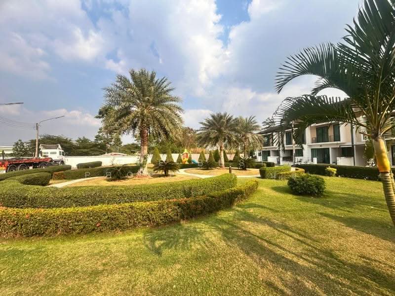 ธดารัล ทาวน์โฮม, Chon Buri (Pattaya), Bo Win, Si Racha, Chon Buri (Pattaya), 3 Bedrooms, 100 sqm, Townhouse For Sale, by The Best Property นุช, 500658391 - DDproperty.com