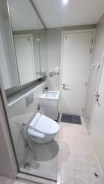 H Sukhumvit 43, Bangkok, 28 Sukhumvit 34 Road, Khlong Tan Nua, Watthana, Bangkok, 1 Bedroom, 40 sqm, Condo For Rent, by Dechatorn Chichaiyang, 500658434 - DDproperty.com