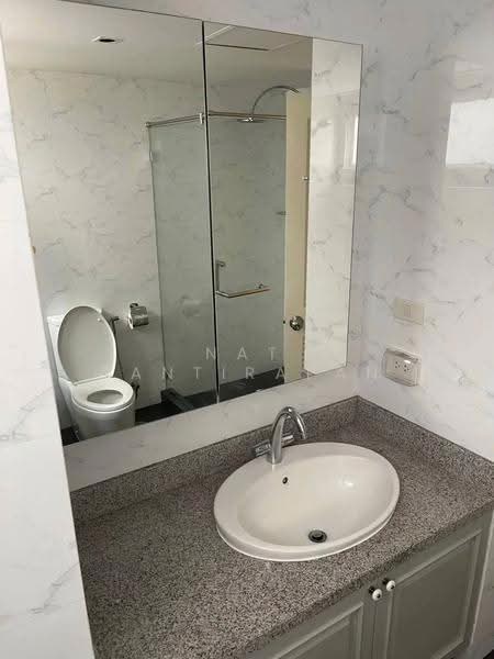 Serene Place Sukhumvit 24, Bangkok, 9 Soi Sukhumvit 24, Sukhumvit Road, Khong Tan, Khlong Toei, Bangkok, 2 Bedrooms, 109 sqm, Condo For Rent, by Nat Tantirapan, 500658539 - DDproperty.com