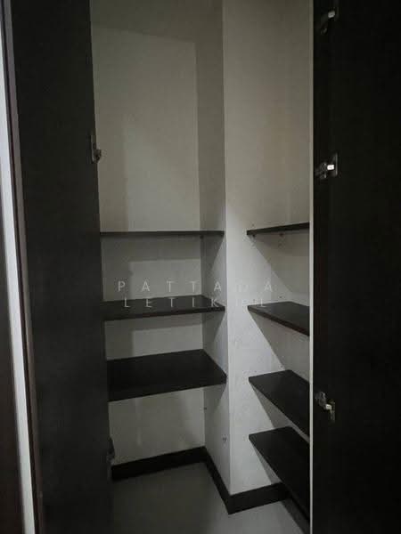 The Lofts Yennakart, Bangkok, 366 ์Soi Nang Linchi Yenakat Road, Chong Nonsi, Yan Nawa, Bangkok, 2 Bedrooms, 68 sqm, Condo For Sale, by Pattada Letikul, 500658639 - DDproperty.com