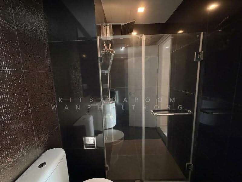 Rhythm Sukhumvit 36-38, Bangkok, 55 Soi Sukhumvit 36, Sukhumvit Road, Phra Kanong, Khlong Toei, Bangkok, 1 Bedroom, 35 sqm, Condo For Rent, by Kitsadapoom Wanpholthong, 500658701 - DDproperty.com
