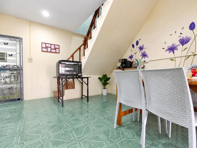Townhouse for sale at Amornsap Yuwitthaya (Soi Yuwitthaya 16)., Bangkok, อยู่วิทยา 16, Krathum Rai, Nong Chok, Bangkok, 3 Bedrooms, 110 sqm, Townhouse For Sale, by CHAWALIT KONGSAKPAIBUL, 500658708 - DDproperty.com
