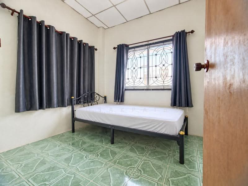 Townhouse for sale at Amornsap Yuwitthaya (Soi Yuwitthaya 16)., Bangkok, อยู่วิทยา 16, Krathum Rai, Nong Chok, Bangkok, 3 Bedrooms, 110 sqm, Townhouse For Sale, by CHAWALIT KONGSAKPAIBUL, 500658708 - DDproperty.com