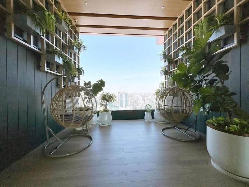 XT Huaikhwang, Bangkok, 244 Ratchadaphisek Road, Huai Khwang, Bangkok, 1 Bedroom, 35 sqm, Condo For Rent, by Pattada Letikul, 500658754 - DDproperty.com