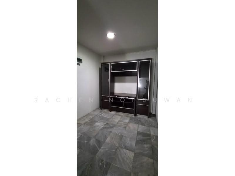Sriwara Town in Town, Bangkok, Sriwara Road, Phlapphla, Wang Thonglang, Bangkok, 4 Bedrooms, 380 sqm, Townhouse For Sale, by Rachen Nopsuwan, 500658779 - DDproperty.com