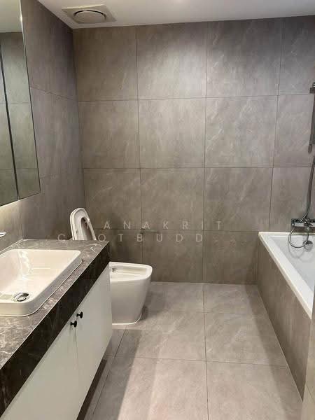 Ruamsuk Condominium : ร่วมสุข คอนโดมิเนียม, กรุงเทพ, 12 ซอยอรรถวี, คลองตัน, คลองเตย, กรุงเทพ, 325 ตร.ม., คอนโด ให้เช่า, โดย Tanakrit Chotbuddkayan, 500658890 - DDproperty.com