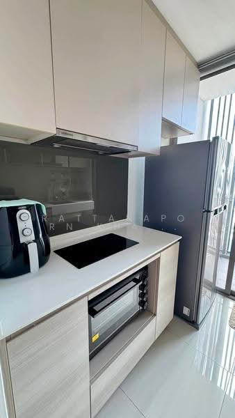 The Room BTS Wongwianyai, Bangkok, 44  KrungThonBuri Road, Khlong Ton Sai, Khlong San, Bangkok, 1 Bedroom, 60 sqm, Condo For Rent, by Rattanaporn Khamlit, 500658892 - DDproperty.com