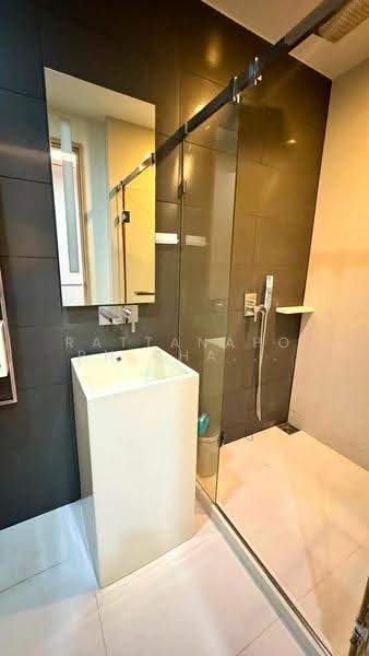 The Room BTS Wongwianyai, Bangkok, 44  KrungThonBuri Road, Khlong Ton Sai, Khlong San, Bangkok, 1 Bedroom, 60 sqm, Condo For Rent, by Rattanaporn Khamlit, 500658892 - DDproperty.com