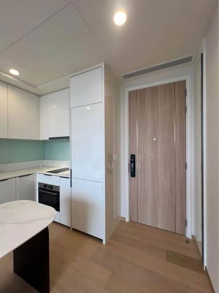 Anil Sathorn 12, Bangkok, 122 N Sathon Rd, Thung Maha Mek, Sathon, Bangkok, 1 Bedroom, 46 sqm, Condo For Rent, by Tanakrit Chotbuddkayan, 500658908 - DDproperty.com