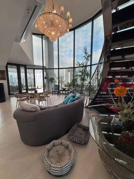Supalai Place Sukhumvit 39, Bangkok, 175-179 Soi Sukhumvit 39 Sukhumvit Road, Khlong Tan Nua, Watthana, Bangkok, 4 Bedrooms, 490 sqm, Condo For Sale, by Tanakrit Chotbuddkayan, 500658971 - DDproperty.com
