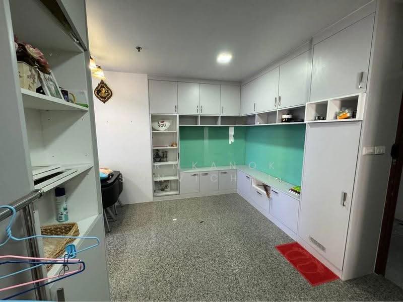 Pathumwan Resort, Bangkok, Phayathai Road, Thanon Phaya Thai, Ratchathewi, Bangkok, 2 Bedrooms, 60 sqm, Condo For Sale, by Kornkanok Sonvichai, 500659052 - DDproperty.com