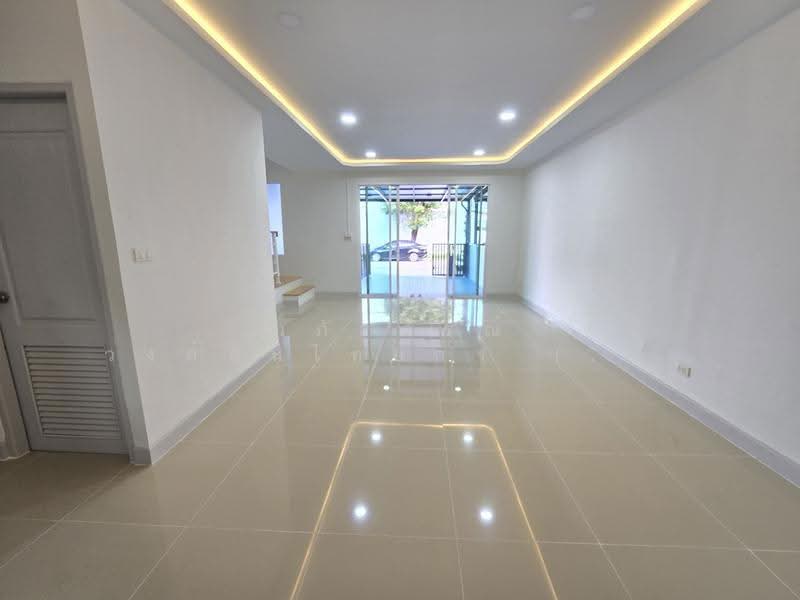 พลีโน่ วงแหวน - รามอินทรา (Pleno Wongwaen-Ramintra), กรุงเทพ, Leab Khlong Song, สามวาตะวันตก, คลองสามวา, กรุงเทพ, 100 ตร.ม., ทาวน์เฮ้าส์ ขาย, โดย นภัสศรณ์ วงศ์สินไทยกร (นันท์), 500659131 - DDproperty.com