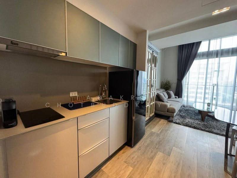 The Lofts Ekkamai, Bangkok, 1415 Sukhumvit Road, Phra Kanong Nua, Watthana, Bangkok, 1 Bedroom, 45 sqm, Condo For Rent, by Tanakrit Chotbuddkayan, 500659182 - DDproperty.com