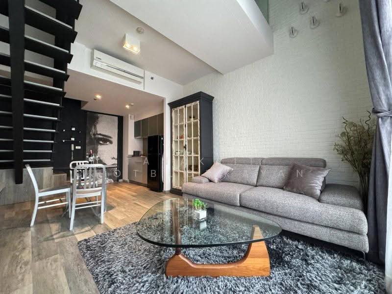 The Lofts Ekkamai, Bangkok, 1415 Sukhumvit Road, Phra Kanong Nua, Watthana, Bangkok, 1 Bedroom, 45 sqm, Condo For Rent, by Tanakrit Chotbuddkayan, 500659182 - DDproperty.com