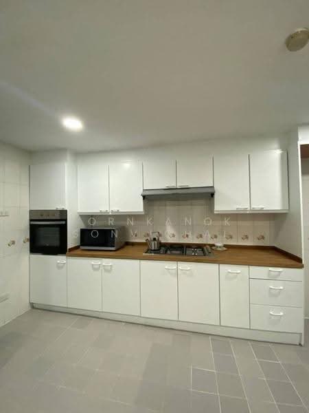 Sethiwan Mansion Sukhumvit 49, Bangkok, Soi Sukhumvit 49, Khlong Tan Nua, Watthana, Bangkok, 3 Bedrooms, 325 sqm, Apartment For Rent, by Kornkanok Sonvichai, 500659199 - DDproperty.com