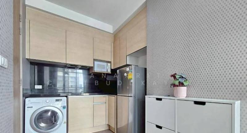 Park Origin Phrom Phong (Park 24), Bangkok, 68 Soi Sukhumvit 24, Khong Tan, Khlong Toei, Bangkok, 1 Bedroom, 39 sqm, Condo For Rent, by Tanakrit Chotbuddkayan, 500659200 - DDproperty.com