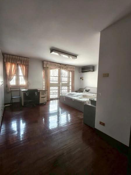 Townhouse Ladprao 62, Bangkok, ลาดพร้าว 62, Wang Thonglang, Bangkok, 3 Bedrooms, 200 sqm, Townhouse For Rent, by ปรินทร์ญาดา ชิณโชติ, 500659226 - DDproperty.com