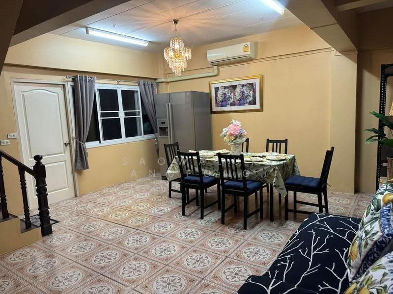 รอยัล นครินทร์ วิลล่า Royal Nakarin Villa ซอยสุภาพงษ์ 1 อ่อนนุช 46, Bangkok, Nong Bon, Prawet, Bangkok, 5 Bedrooms, 500 sqm, Townhouse For Rent, by Saowaluk Anupong, 500659325 - DDproperty.com