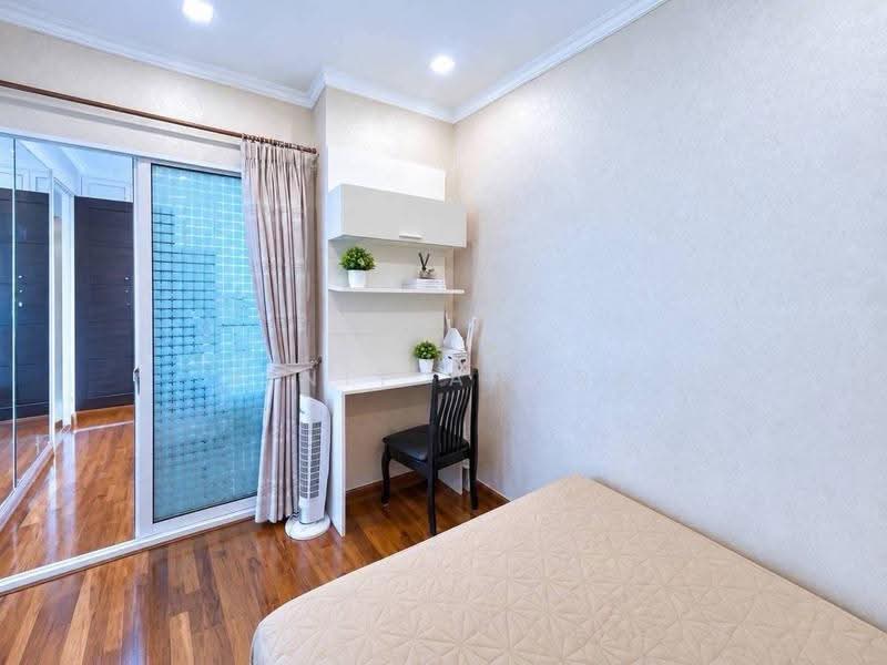 Ivy Sathorn 10, Bangkok, 88 Soi Sathorn 12, Sathorn Road, Silom, Bang Rak, Bangkok, 2 Bedrooms, 68 sqm, Condo For Rent, by Vinit Arora, 500659339 - DDproperty.com