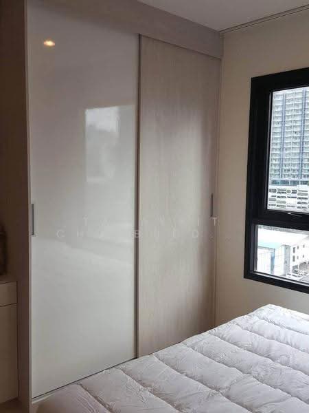 Life Asoke, Bangkok, Asoke-Dindang Road, Bang Kapi, Huai Khwang, Bangkok, 1 Bedroom, 30 sqm, Condo For Rent, by Tanakrit Chotbuddkayan, 500659511 - DDproperty.com