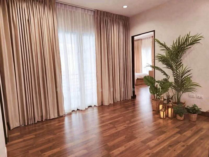 ให้เช่าบ้านเดี่ยว ม.เดอะคอมพลีท ใกล้ J park ศรีราชา, Chon Buri (Pattaya), Surasak, Si Racha, Chon Buri (Pattaya), 3 Bedrooms, 180 sqm, Single Detached House For Rent, by Dusit Saengfa, 500659533 - DDproperty.com